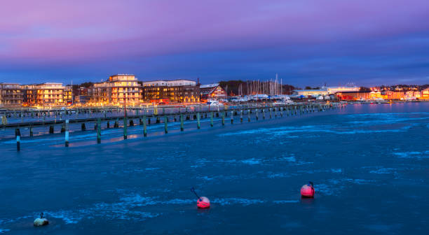 istock Winter sunset at Fiskeback marina 483767590