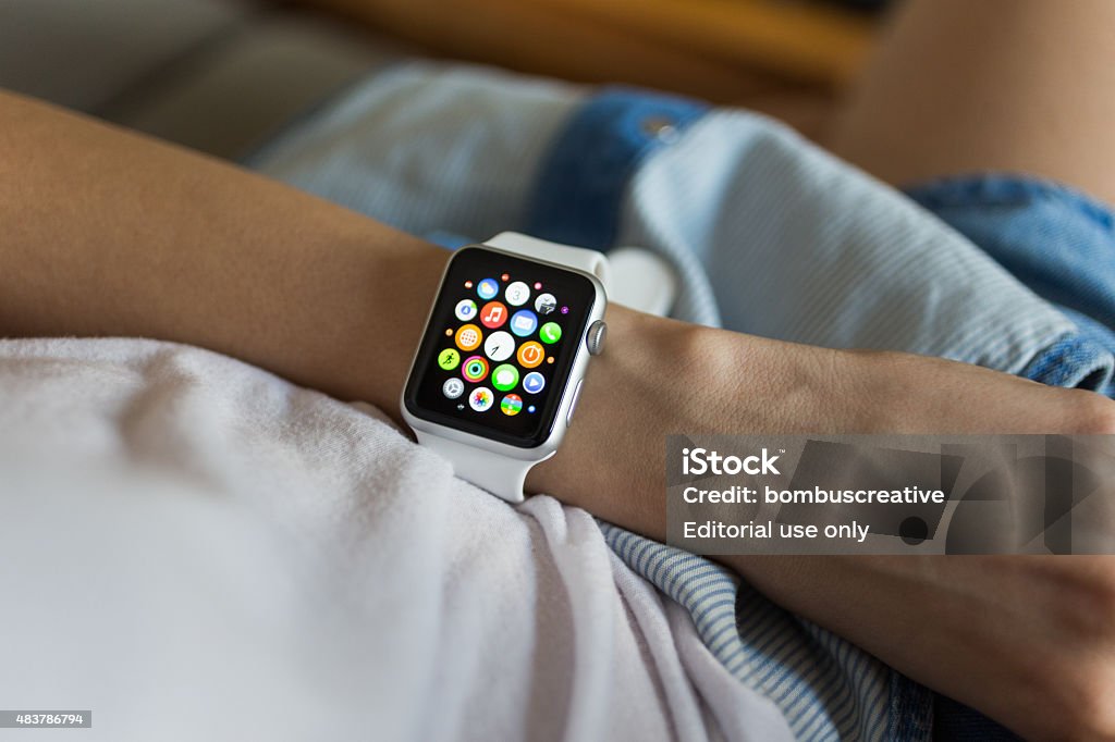 element Humanistisk spontan Apple Watch 42 Mm Stainless Steel With White Sport Band Stock Photo -  Download Image Now - iStock