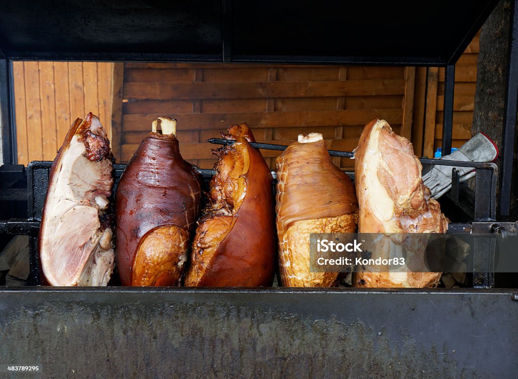 Am Spieß gebratene Schweinefleisch Schinken - Lizenzfrei Größere Sehenswürdigkeit Stock-Foto