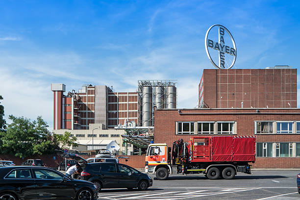 Fire fighter arriving short after the explosion at Chempark Uerdingen Krefeld, Germany - August 5, 2015: Fire fighter arriving short after the explosion of a azote tank at the Chempark Uerdingen  bayer schering pharma ag photos stock pictures, royalty-free photos & images