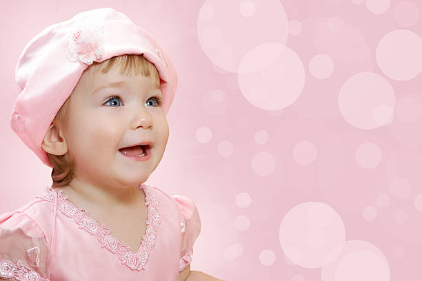 istock little girl 483802751