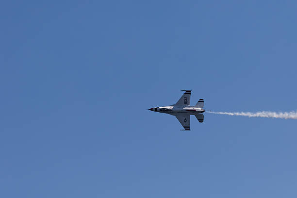 thunderbirds de l'us air force. - pilot cockpit airplane training photos et images de collection