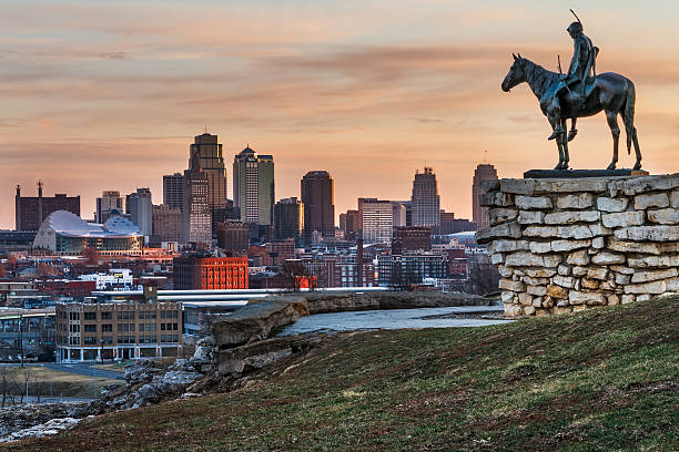 스카우트, 캔자스 시티 캔자스 시티, 미주리 - kansas city missouri city skyline built structure 뉴스 사진 이미지