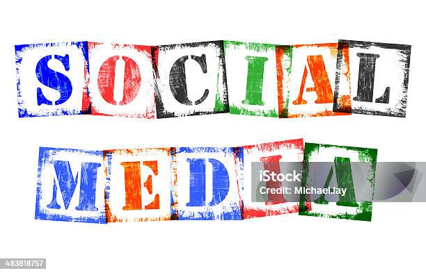 Слово Социальные Медиа От Марка Буквы Ретродизайн В Стиле Гранж — стоковые фотографии и другие картинки Без людей