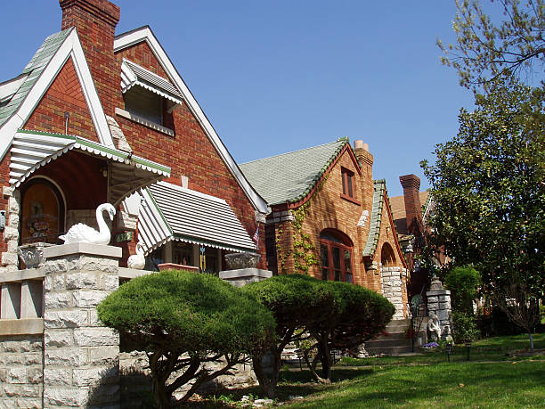 istock Real Estate - Urban Homes 483835659