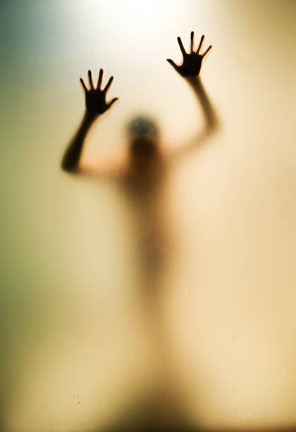 igualmente temidos - shadow naked people ghost - fotografias e filmes do acervo