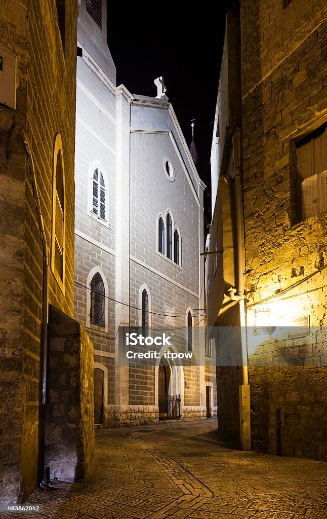 Las calles de la antigua ciudad de akko por la noche. TM - Foto de stock de 2015 libre de derechos