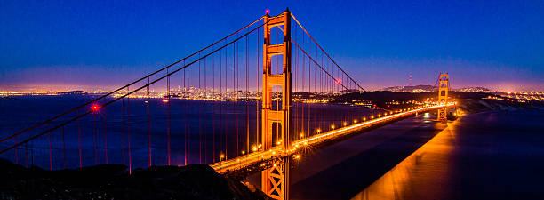 istock Golden Glow of San Francisco 483862651