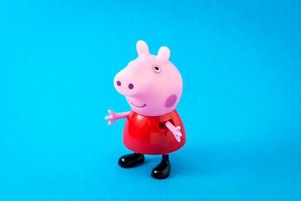 peppa 돼지 애니메이션 텔리비전 시리즈 문자: peppapig - peppa pig figurine toy 뉴스 사진 이미지