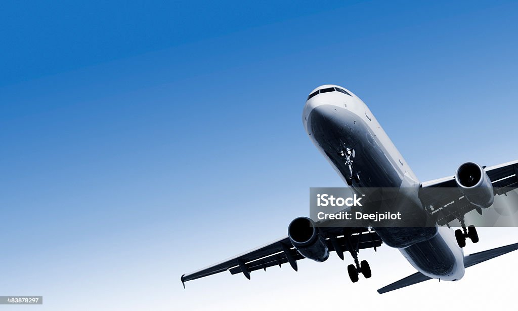 Airliner Airliner landing Aerospace Industry Stock Photo