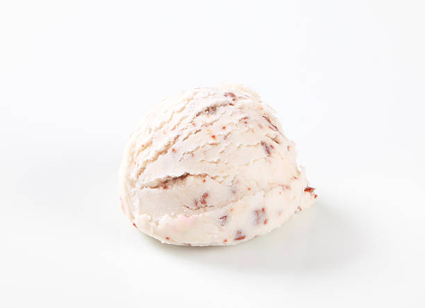 istock Scoop of stracciatella ice cream 483902292