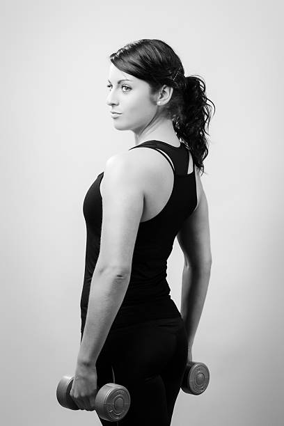istock sporty woman 483910679
