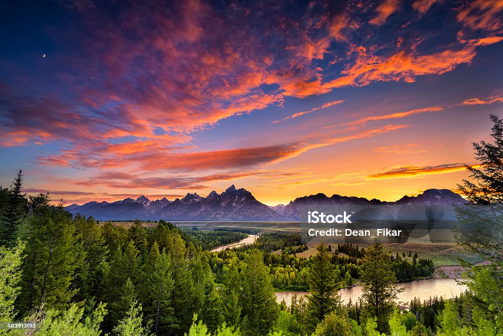 Verão no Snake River têm vista para o pôr-do-sol - Foto de stock de Wyoming royalty-free