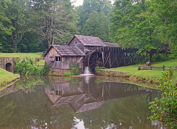 istock Mabry Mill, Blue Ridge Parkway, Virginia 483922906