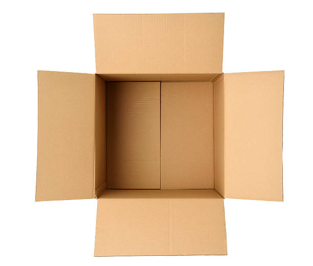 inquadratura dall'alto di cubo apertura scatola di cartone su sfondo bianco - box white cube blank foto e immagini stock