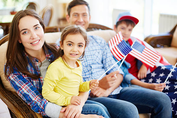 istock Woman with daughter 483934982