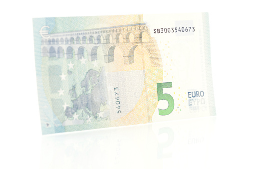 Five Euro note (back).