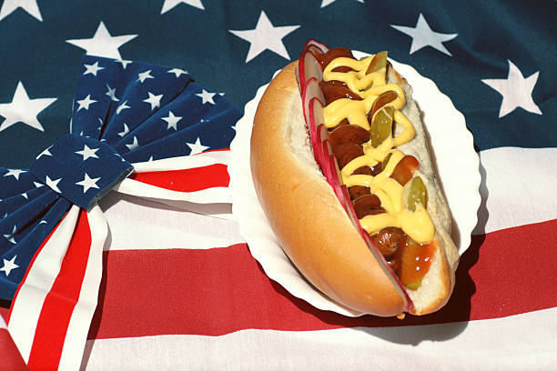 istock hot dog America 483937944