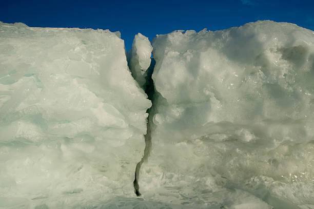 Rift Block Rocks 150+ Rift Block Mountain Stock Photos, Pictures & Royalty-Free Images ...