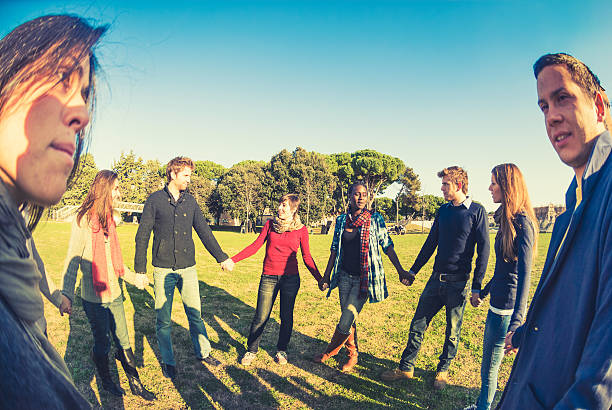 istock charity chain people - volunteer 483959319