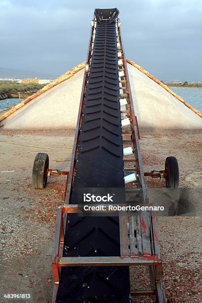 Marine Salzbergwerk Stockfoto und mehr Bilder von Gummi - Gummi, Fließband, Steinbruch