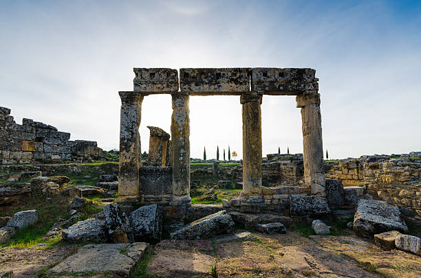 istock Halo light on ancient pillar at Hierapolis, Pamukkale, Turkey 483974606