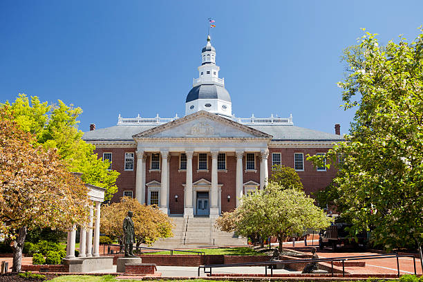 el capitolio estatal de maryland en annapolis - statue history flag sculpture fotografías e imágenes de stock