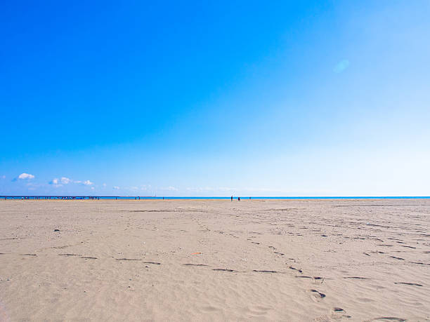 istock Shining blue sky, sea and sand beach 484018247