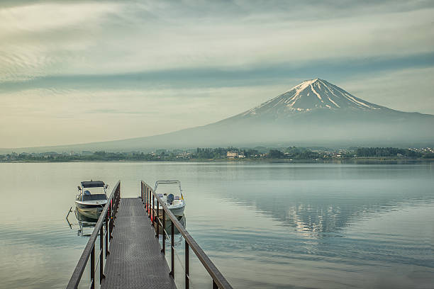 istock Mt.Fuji and jetty in Kawaguchiko, Japan 484019656