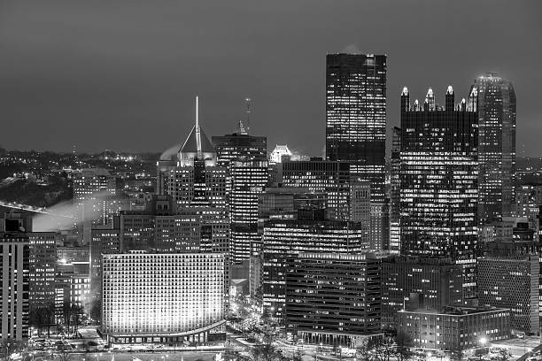 istock Skyline of downtown Pittsburgh 484026890