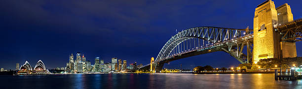 sydney panoramicznym widokiem - sydney australia sydney harbor bridge opera house sydney opera house zdjęcia i obrazy z banku zdjęć