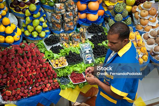 도시정비 시장 과일에 대한 스톡 사진 및 기타 이미지 - 과일, 남동부 지역, 남아메리카