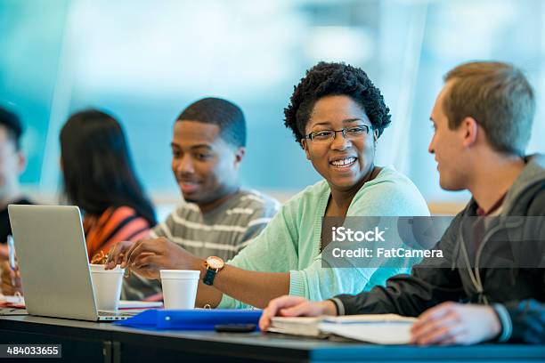 Studenten Stockfoto und mehr Bilder von Laptop - Laptop, Universitätsstudent, Afrikanischer Abstammung