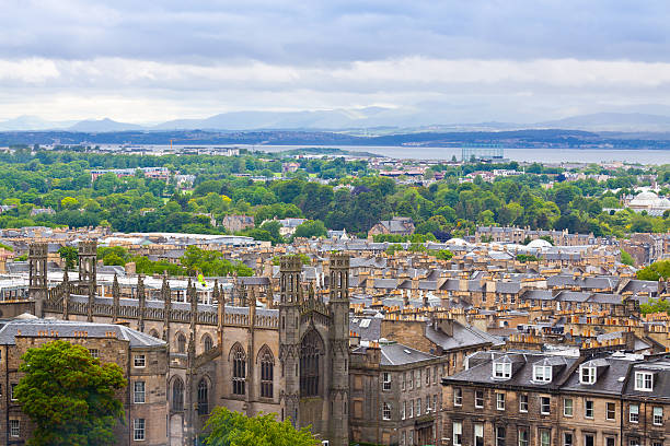 istock Edinburgh Skyline with Historic Buildings, Scotland, UK. 484074064