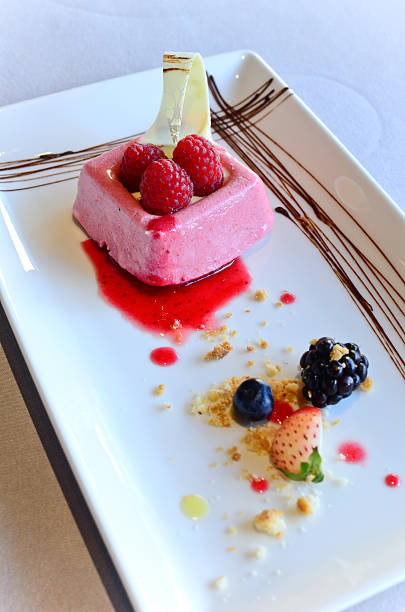 istock Raspberry Yoghurt with Almond Crumble Berry Cilis 484087214