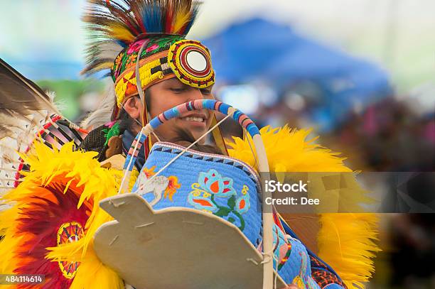 Nahaufnahme Der Amerikanischen Ureinwohner Mit Einem Cradleb Papoose Stockfoto und mehr Bilder von Nordamerikanisches Indianervolk