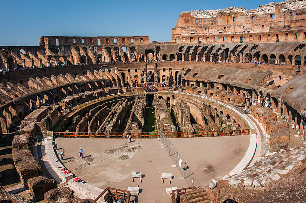 istock Ruines of Colloseum 484115358