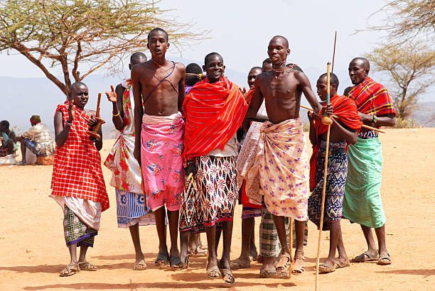 taniec masai warriors - masai africa dancing african culture zdjęcia i obrazy z banku zdjęć