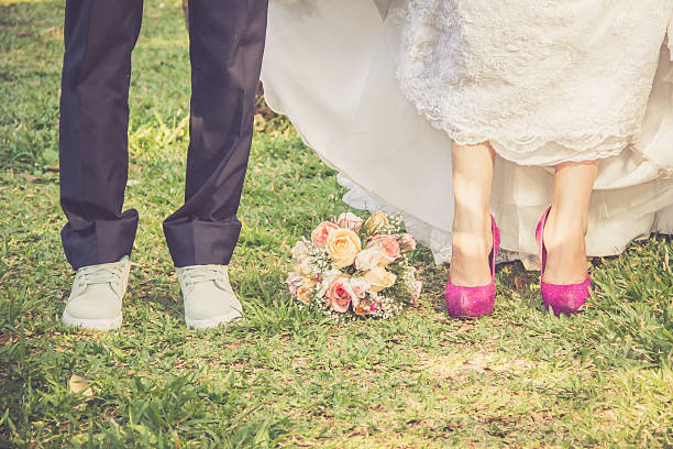 istock Feet Grooms 484126118