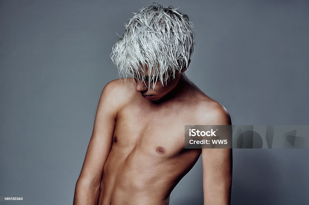 Boy With White Hair Stock Photo - Download Image Now - White Hair, Bangs -  Hair, Teenage Boys - iStock
