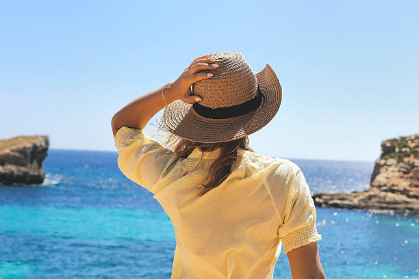 istock Enjoying the beautiful blue sea 484131026