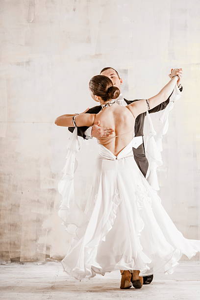istock Couple dancing, ballroom dancing 484170462