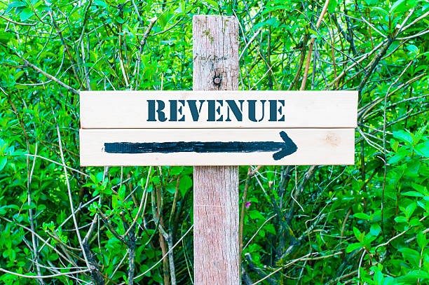 istock REVENUE Directional sign 484185424