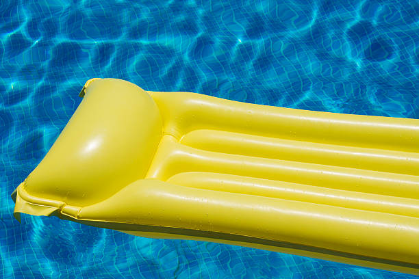 istock Mattress in Swimming Pool 484218532