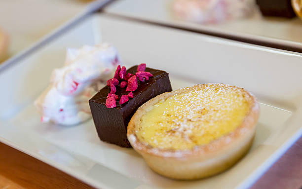 istock Lemon Tart, Brownie Mouse Pudding Platter 484221458