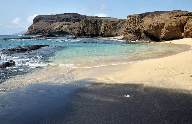 istock Clear waters of Djeu on mixed sand beach 484264224