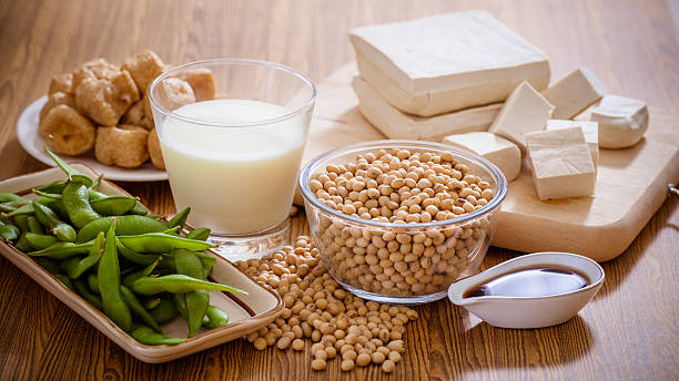 productos de soja - soybean merchandise soy milk milk fotografías e imágenes de stock