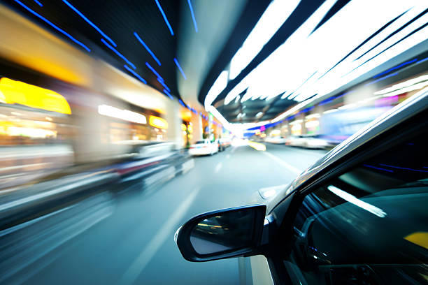istock Speed in urban scene 484284618