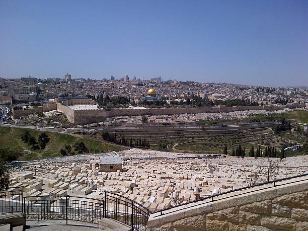 The temple mount is holy to jews and Muslims worldwide