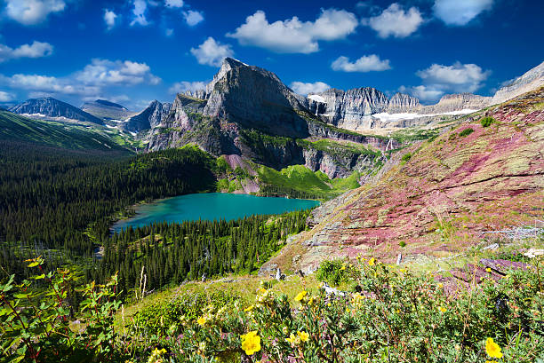 grinnell ghiacciaio trail - montana mountain us glacier national park lake foto e immagini stock